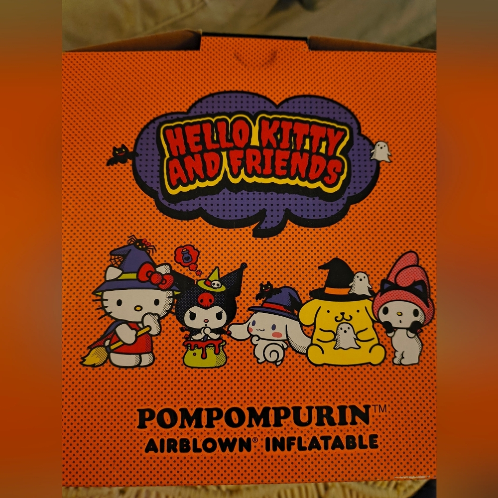 Halloween Inflatable Pompompurin - Picture 2 of 10